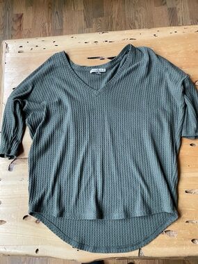 Textured V-Neck Top in Olive Green